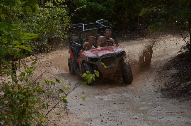  体验从 4x4 下降 
